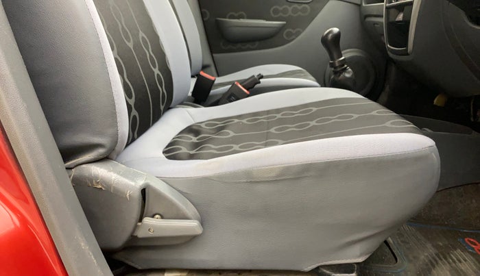 2014 Maruti Alto 800 LXI, Petrol, Manual, 1,01,422 km, Driver Side Adjustment Panel