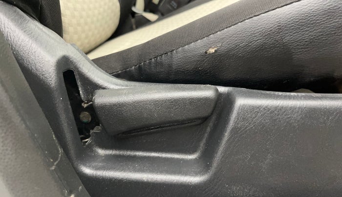 2020 Maruti Alto VXI, Petrol, Manual, 77,611 km, Driver Side Adjustment Panel