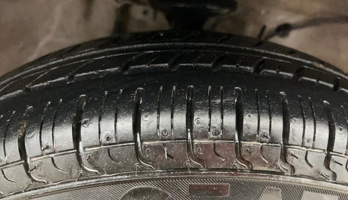 2020 Maruti Alto VXI, Petrol, Manual, 77,611 km, Right Front Tyre Tread