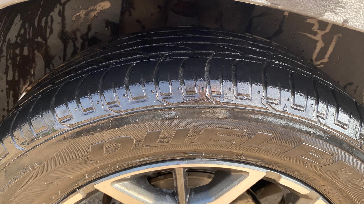 2020 KIA SELTOS GTX PLUS DCT 1.4 PETROL, Petrol, Automatic, 1,28,425 km, Right Rear Tyre Tread