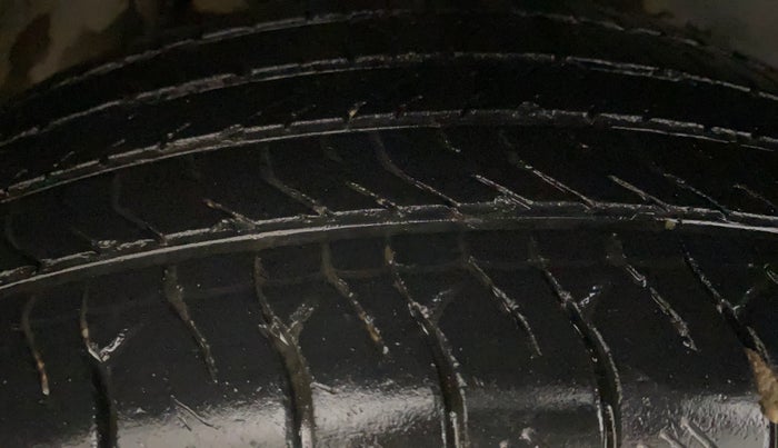 2023 Maruti Grand Vitara ALPHA PLUS HYBRID ECVT, Hybrid, Automatic, 71,807 km, Right Rear Tyre Tread