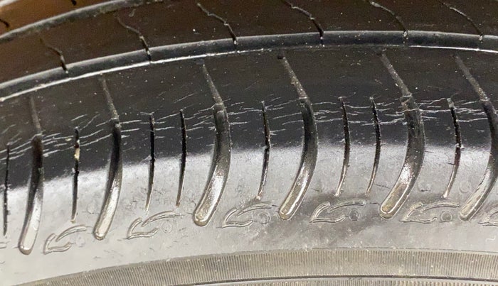 2019 Maruti S PRESSO VXI (O), Petrol, Manual, 27,079 km, Left Rear Tyre Tread