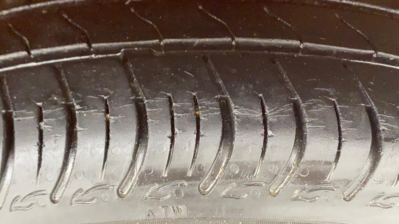 2019 Maruti S PRESSO VXI (O), Petrol, Manual, 27,079 km, Right Front Tyre Tread