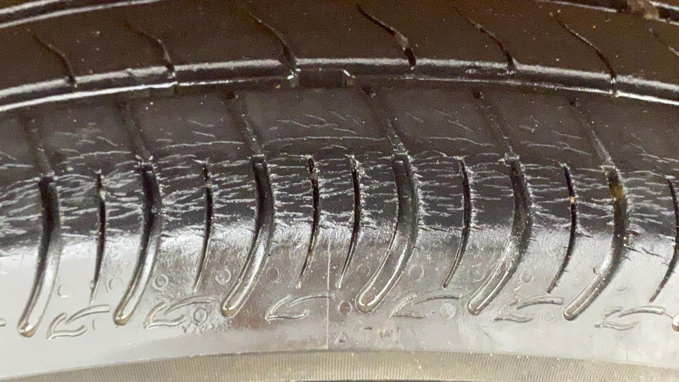 2019 Maruti S PRESSO VXI (O), Petrol, Manual, 27,079 km, Right Rear Tyre Tread