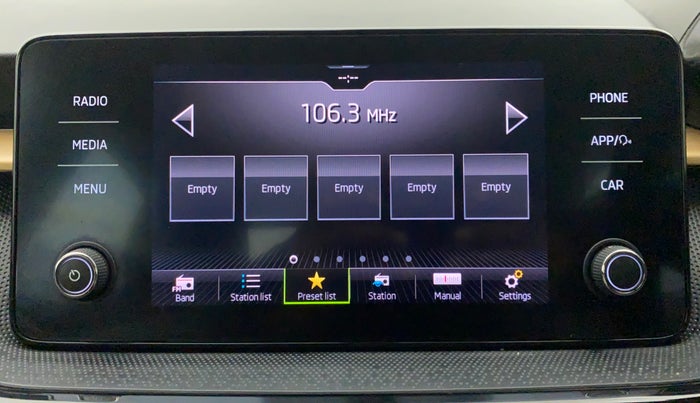 2023 Skoda SLAVIA STYLE 1.5L TSI DSG, Petrol, Automatic, 4,837 km, Infotainment System