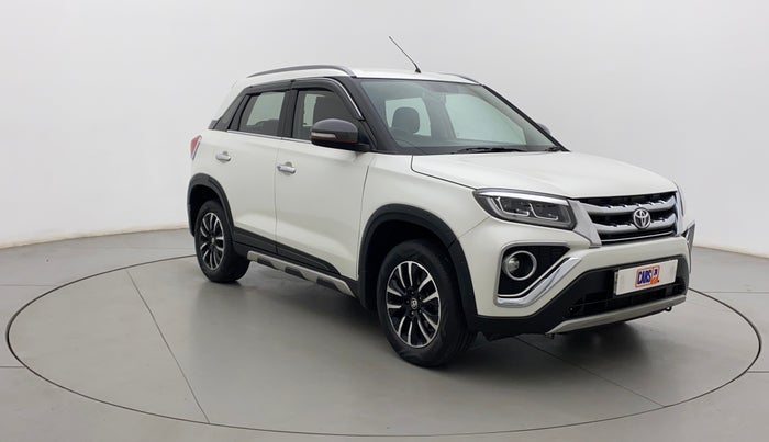 2022 Toyota URBAN CRUISER PREMIUM GRADE AT, Petrol, Automatic, 31,322 km, Right Front Diagonal