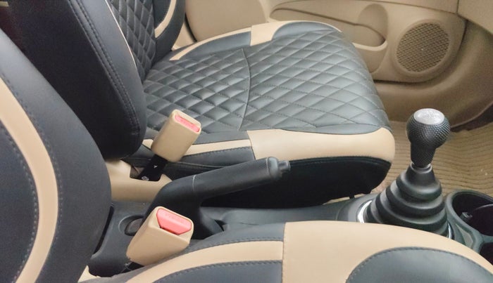 2015 Honda Amaze 1.2L I-VTEC S, Petrol, Manual, 68,154 km, Gear Lever