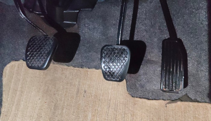 2015 Honda Amaze 1.2L I-VTEC S, Petrol, Manual, 68,154 km, Pedals