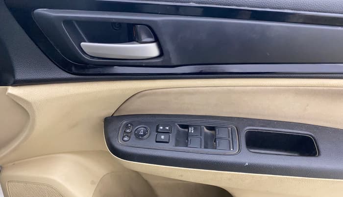 2021 Honda Amaze 1.2L I-VTEC VX CVT, Petrol, Automatic, 45,939 km, Driver Side Door Panels Control
