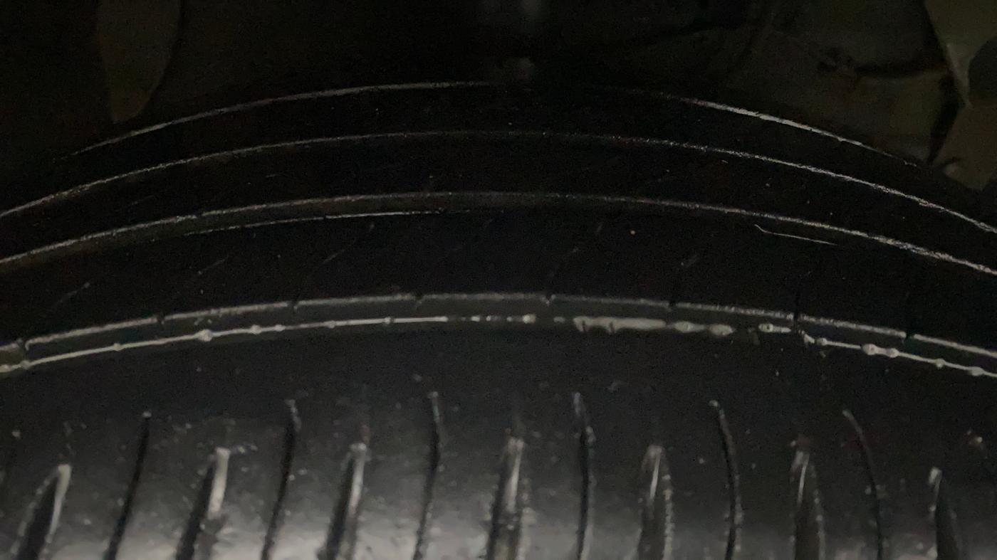 2022 Toyota URBAN CRUISER HIGH GRADE AT, Petrol, Automatic, 65,617 km, Right Front Tyre Tread