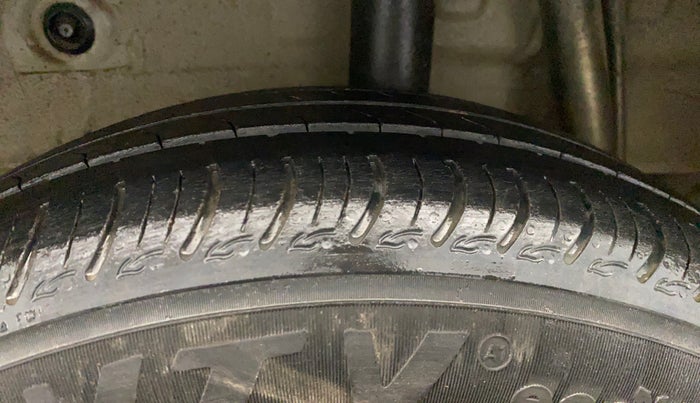2016 Maruti Celerio VXI, Petrol, Manual, 1,34,515 km, Left Rear Tyre Tread
