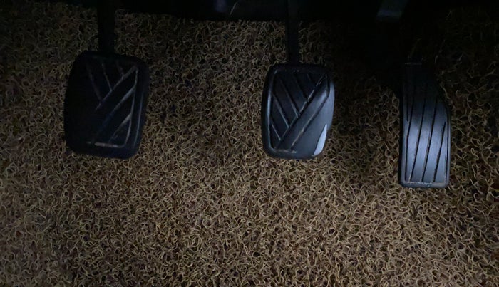 2016 Maruti Celerio VXI, Petrol, Manual, 1,34,515 km, Pedals