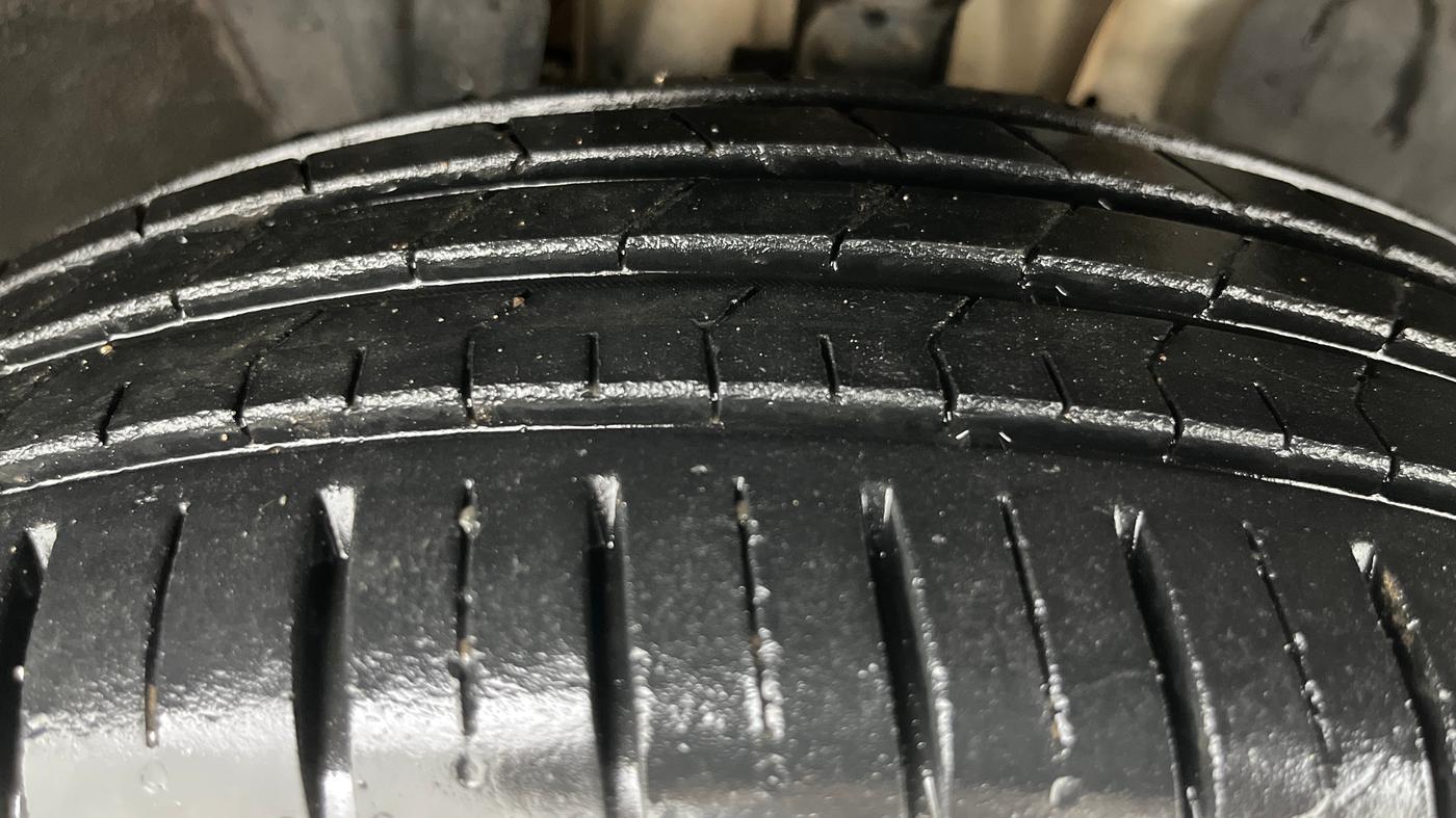 2021 Nissan MAGNITE XV TURBO, Petrol, Manual, 65,234 km, Right Front Tyre Tread