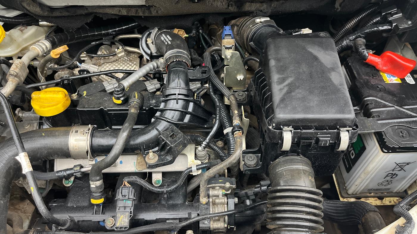 2021 Nissan MAGNITE XV TURBO, Petrol, Manual, 65,234 km, Engine View