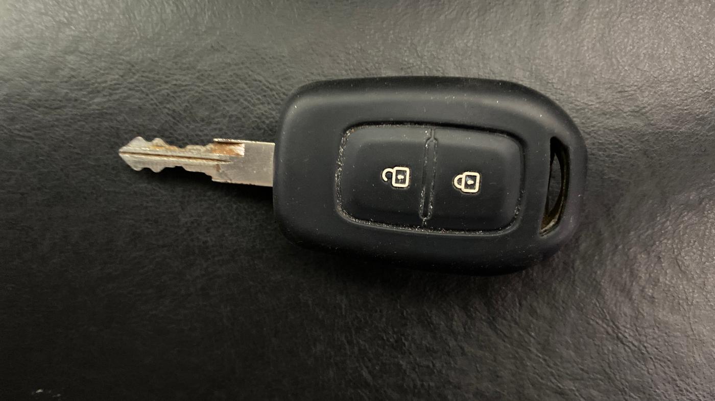 2018 Renault Duster RXS CVT, Petrol, Automatic, 1,19,928 km, Key Close Up