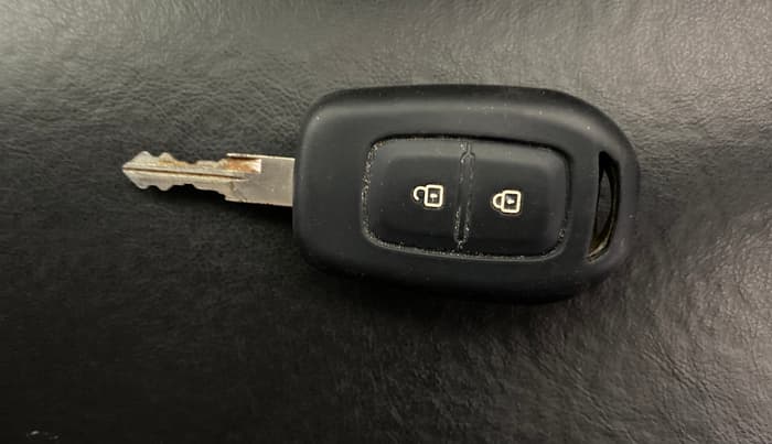 2018 Renault Duster RXS CVT, Petrol, Automatic, 1,19,928 km, Key Close Up