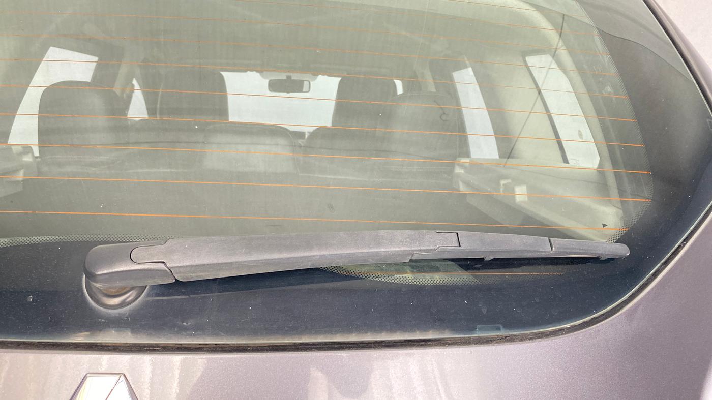 2018 Renault Duster RXS CVT, Petrol, Automatic, 1,19,928 km, Rear Wiper