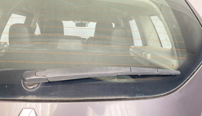 2018 Renault Duster RXS CVT, Petrol, Automatic, 1,19,928 km, Rear Wiper