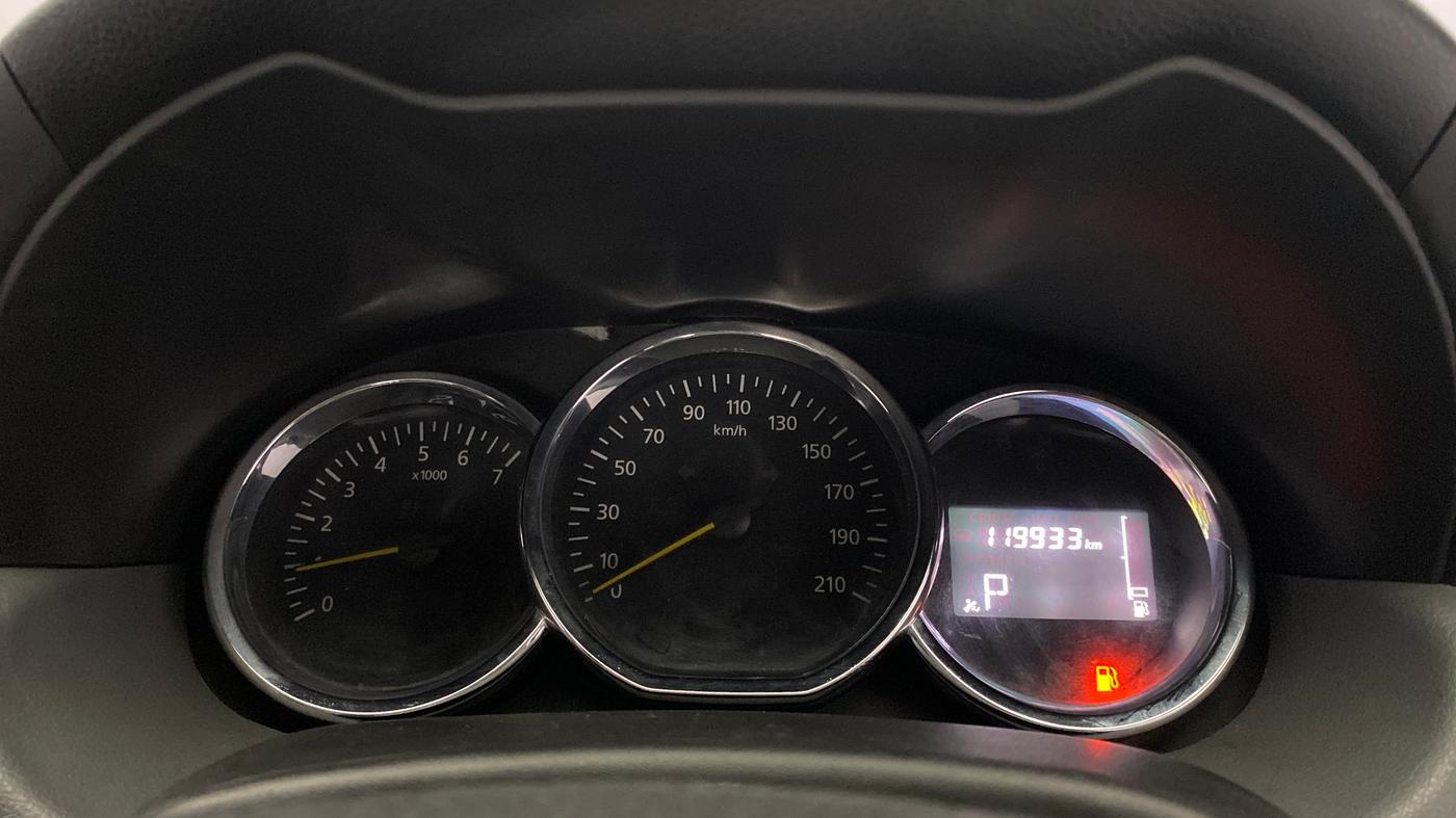 2018 Renault Duster RXS CVT, Petrol, Automatic, 1,19,928 km, Odometer Image