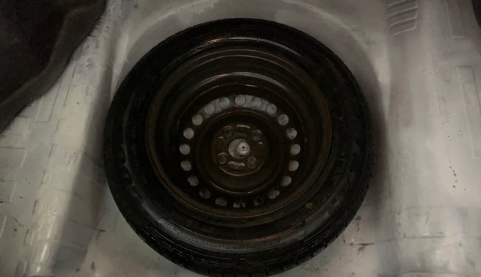 2015 Honda Amaze 1.2L I-VTEC S, Petrol, Manual, 1,22,963 km, Spare Tyre