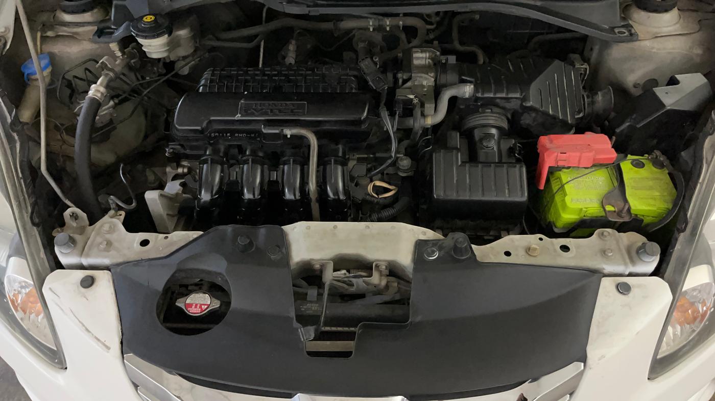 2015 Honda Amaze 1.2L I-VTEC S, Petrol, Manual, 1,23,011 km, Engine View