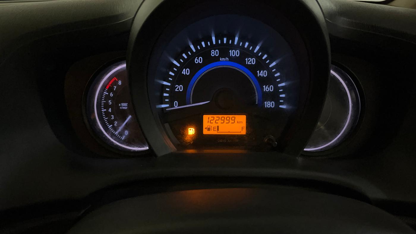 2015 Honda Amaze 1.2L I-VTEC S, Petrol, Manual, 1,23,011 km, Odometer Image
