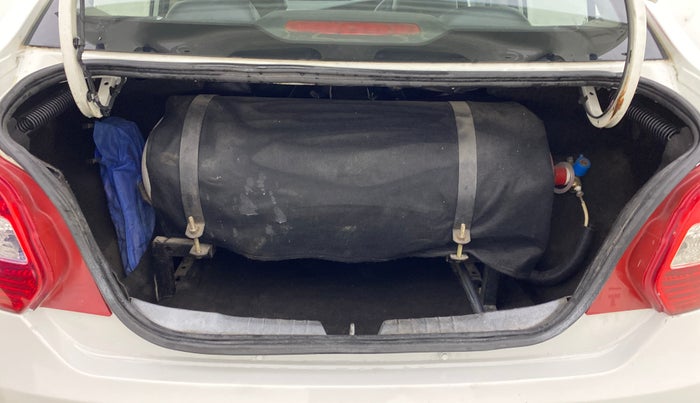 2016 Tata Zest XMS PETROL, CNG, Manual, 98,185 km, Boot Inside