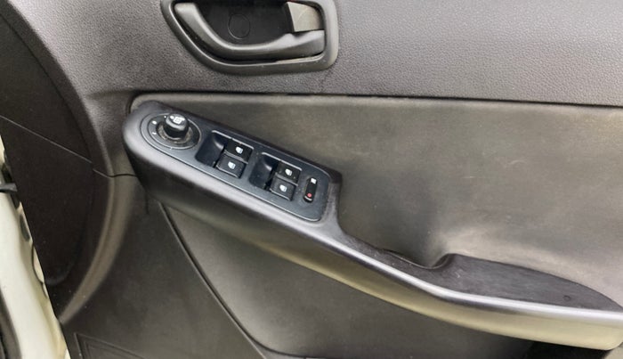 2016 Tata Zest XMS PETROL, CNG, Manual, 98,185 km, Driver Side Door Panels Control