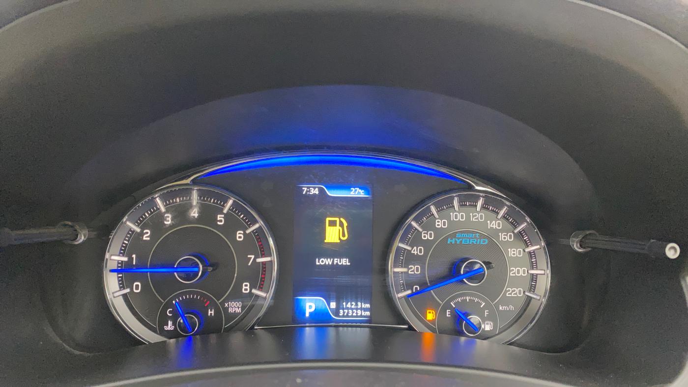 2023 Maruti Ciaz ALPHA  AT 1.5 SHVS PETROL, Petrol, Automatic, 37,327 km, Odometer Image