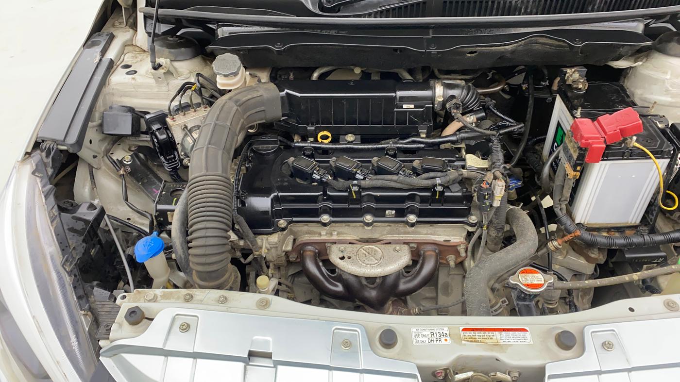 2023 Maruti Ciaz ALPHA  AT 1.5 SHVS PETROL, Petrol, Automatic, 37,327 km, Engine View - Right