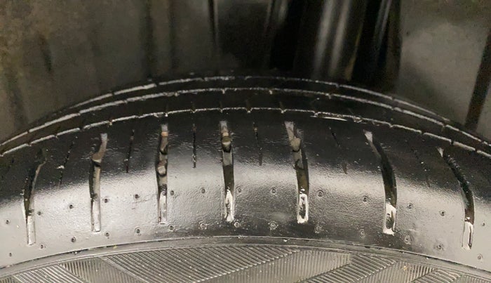 2022 Maruti Baleno ALPHA PETROL 1.2, Petrol, Manual, 20,740 km, Left Rear Tyre Tread