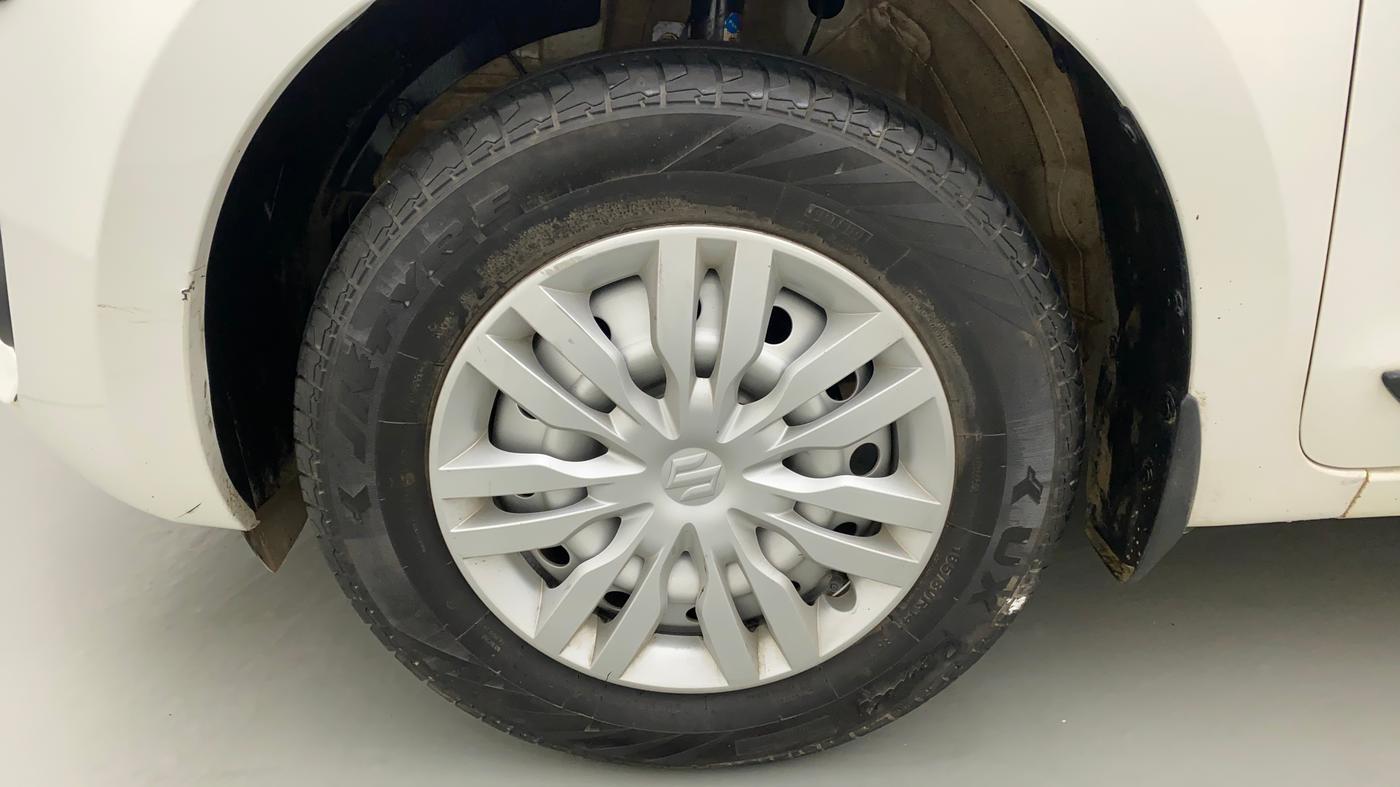 2021 Maruti Swift LXI, Petrol, Manual, 43,062 km, Left Front Wheel