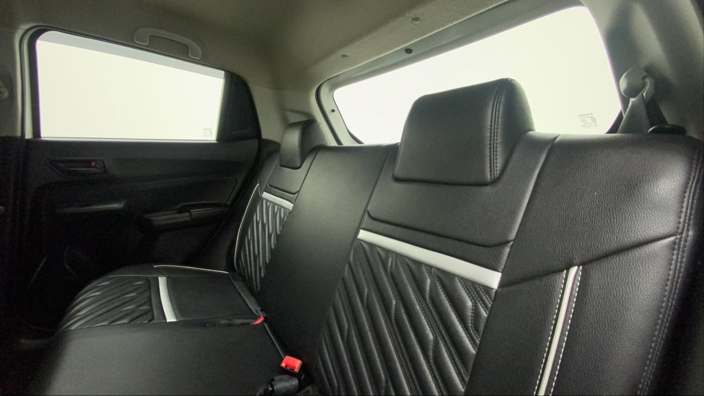 2021 Maruti Swift LXI, Petrol, Manual, 43,062 km, Right Side Rear Door Cabin