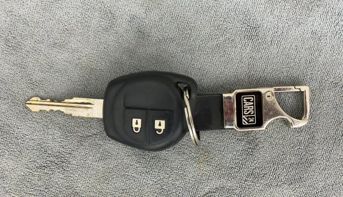2021 Maruti Swift LXI, Petrol, Manual, 43,062 km, Key Close Up