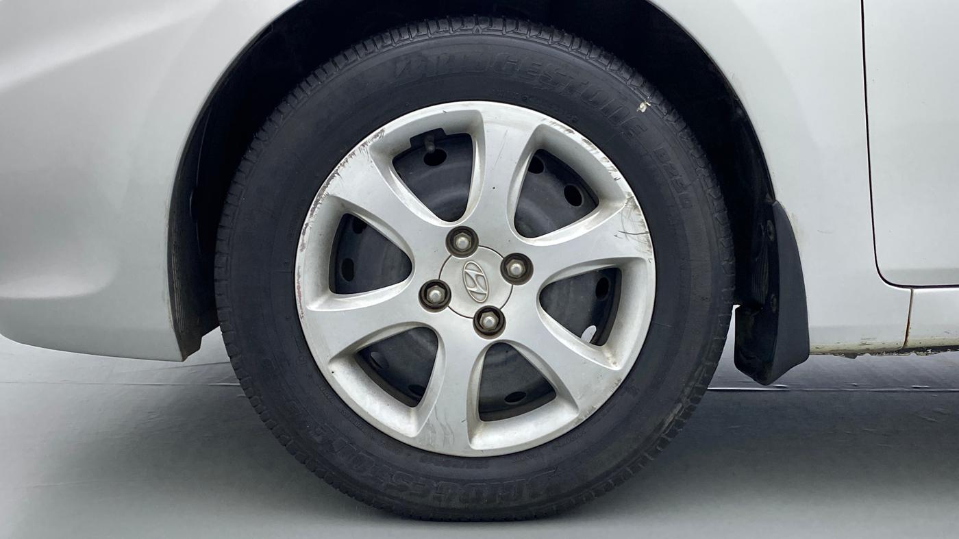 2014 Hyundai Verna FLUIDIC 1.4 CRDI, Diesel, Manual, 25,774 km, Left Front Wheel