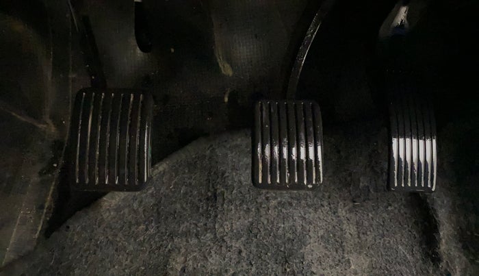 2017 Hyundai Grand i10 SPORTZ 1.2 KAPPA VTVT, CNG, Manual, 51,601 km, Pedals