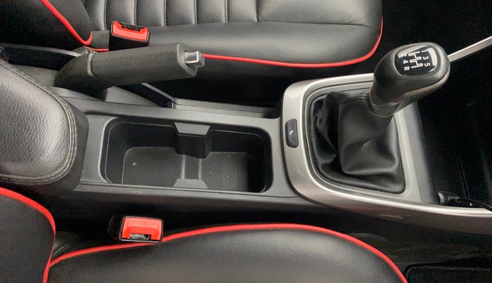 2022 Tata ALTROZ XZ PETROL, Petrol, Manual, 45,554 km, Gear Lever