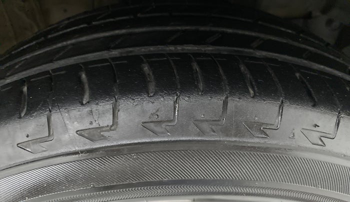 2017 Honda WR-V 1.2 i-VTEC VX MT, Petrol, Manual, 16,770 km, Right Front Tyre Tread