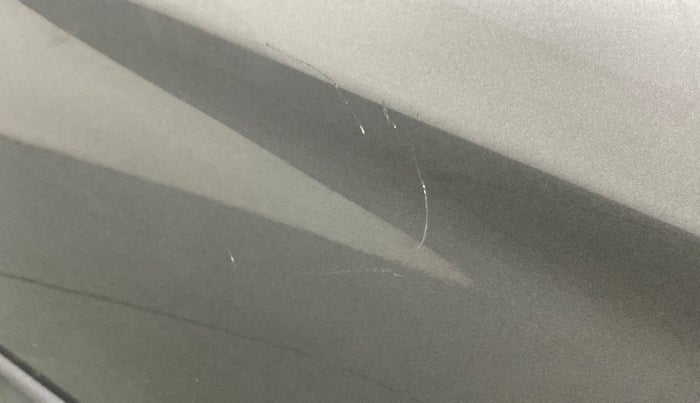 2018 Maruti Alto 800 VXI, Petrol, Manual, 63,702 km, Right rear door - Minor scratches