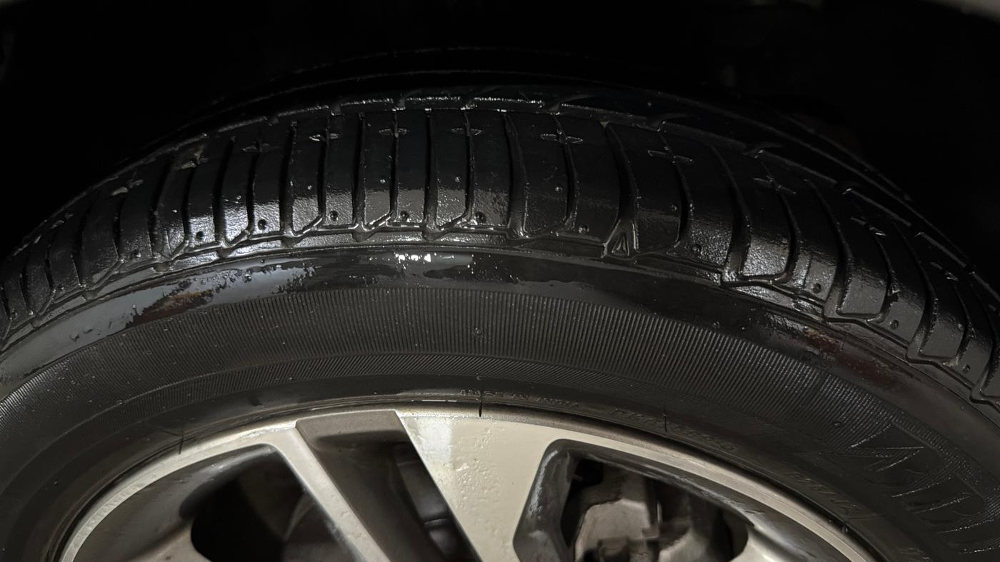 2023 Tata TIGOR XZA PLUS PETROL, Petrol, Automatic, 16,587 km, Right Front Tyre Tread