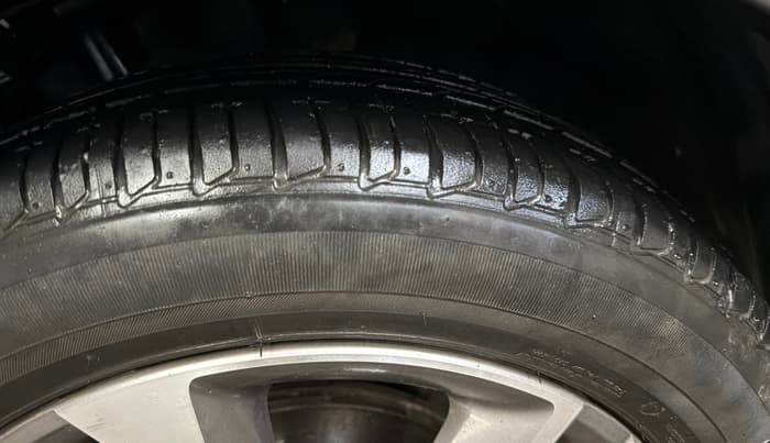 2023 Tata TIGOR XZA PLUS PETROL, Petrol, Automatic, 16,587 km, Left Front Tyre Tread