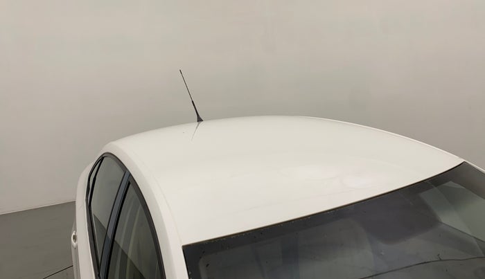 2012 Volkswagen Vento HIGHLINE 1.6 MPI, Petrol, Manual, 61,530 km, Roof