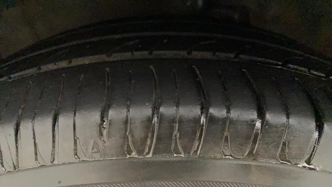 2015 Maruti Celerio VXI CNG, CNG, Manual, 78,939 km, Left Front Tyre Tread