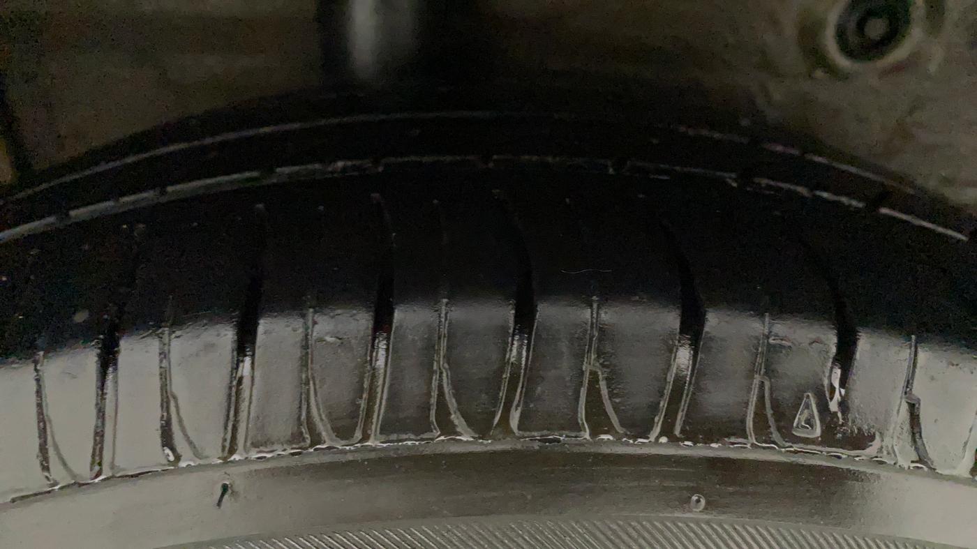 2015 Maruti Celerio VXI CNG, CNG, Manual, 78,939 km, Right Rear Tyre Tread