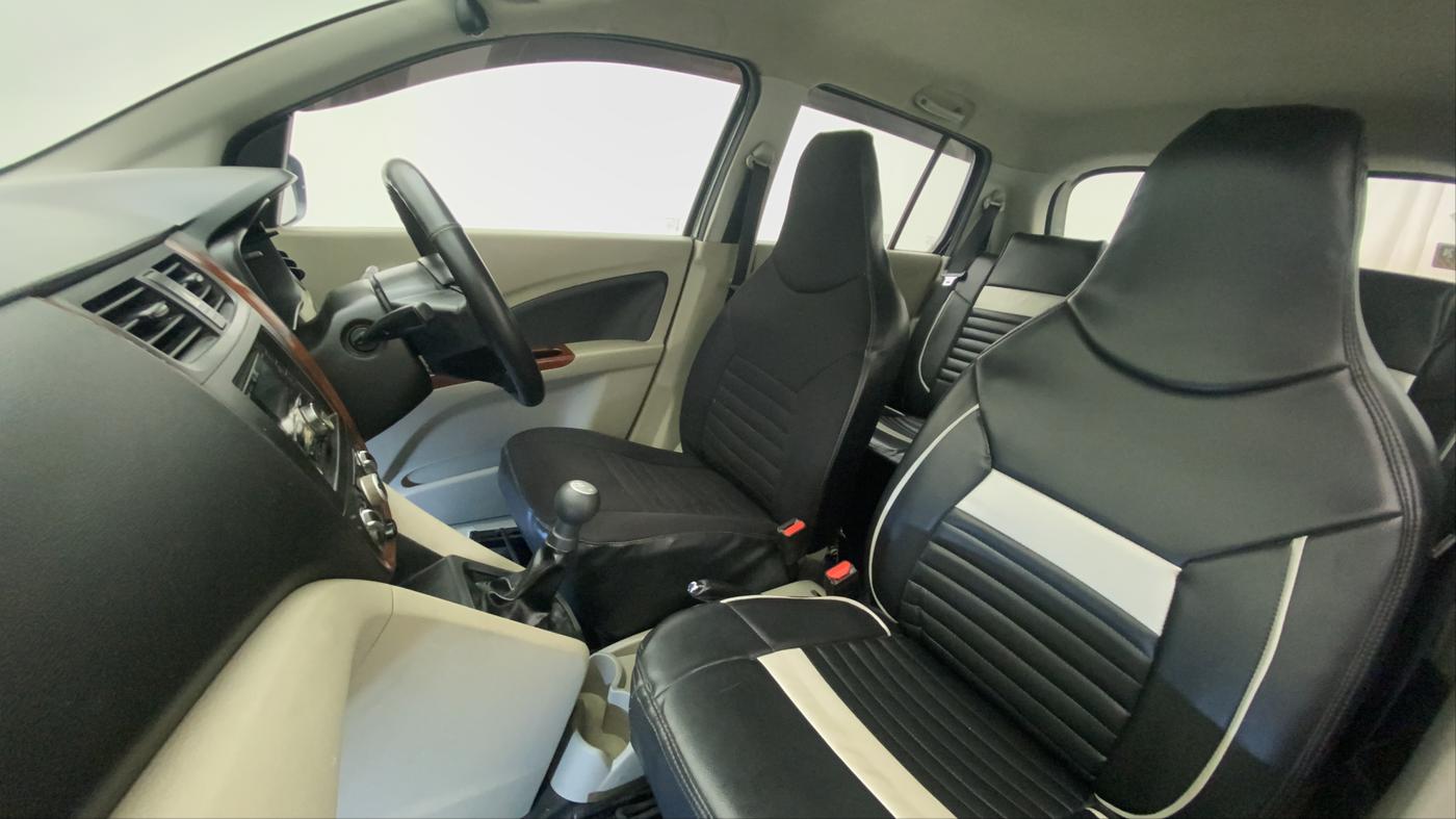 2015 Maruti Celerio VXI CNG, CNG, Manual, 78,939 km, Right Side Front Door Cabin