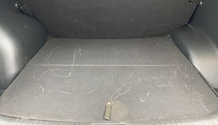 2018 Hyundai Creta E PLUS 1.6 PETROL, Petrol, Manual, 59,353 km, Boot Inside