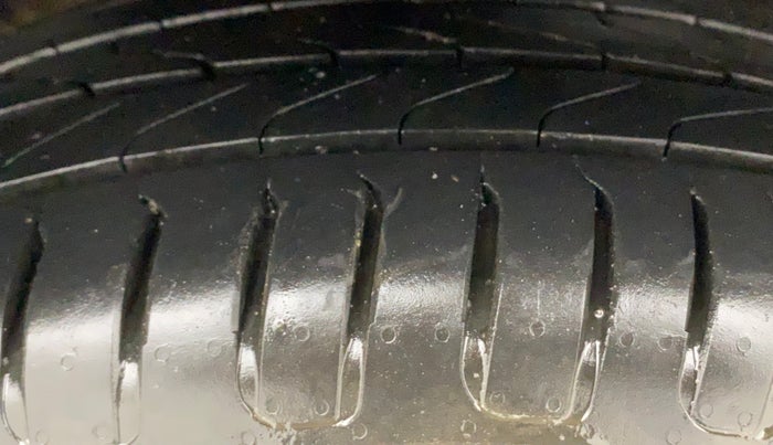 2018 Hyundai Creta E PLUS 1.6 PETROL, Petrol, Manual, 59,353 km, Right Rear Tyre Tread