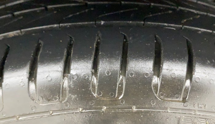 2018 Hyundai Creta E PLUS 1.6 PETROL, Petrol, Manual, 59,353 km, Left Rear Tyre Tread