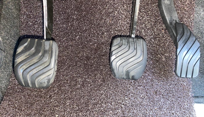 2018 Renault Kwid RXT 0.8, Petrol, Manual, 40,966 km, Pedals