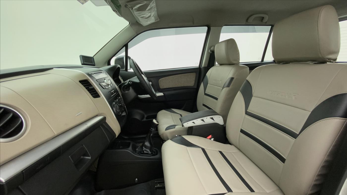 2016 Maruti Wagon R 1.0 VXI, Petrol, Manual, 52,607 km, Right Side Front Door Cabin